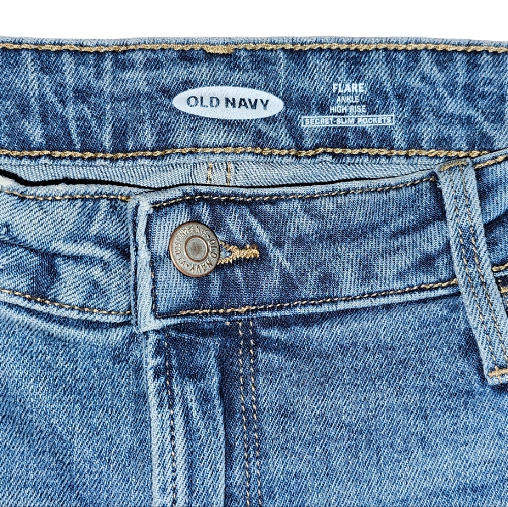 Old Navy High Rise Ankle Flare Jeans - Picture 5 of 5